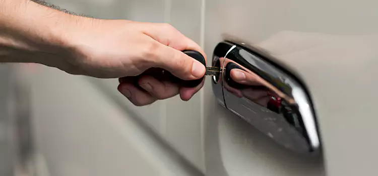Why Choose Our Auto Locksmith Team in La Crosse, WI?